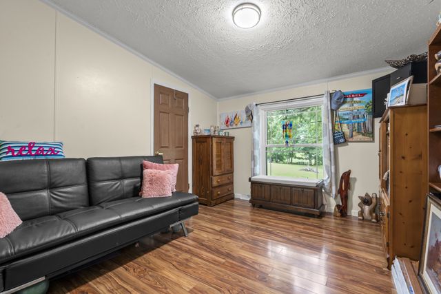 1126 Cedar Creek Rd, Vanleer, TN 37181