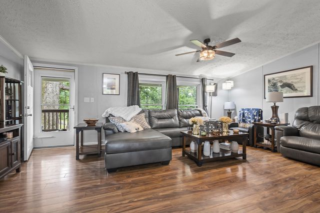 1126 Cedar Creek Rd, Vanleer, TN 37181