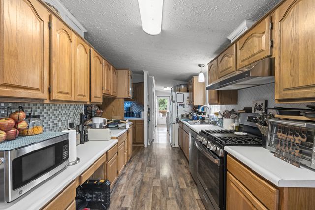 1126 Cedar Creek Rd, Vanleer, TN 37181