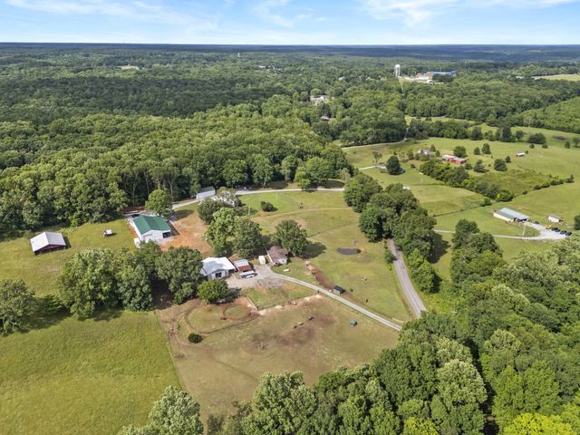 1126 Cedar Creek Rd, Vanleer, TN 37181