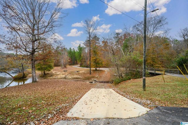 8799 SHADES FALLS WAY, Bessemer, AL 35022