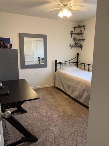 6153 E Peruna Way, Fresno, CA 93727