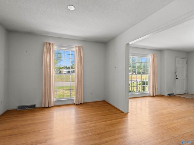 319 Westchester Avenue SW, Huntsville, AL 35801