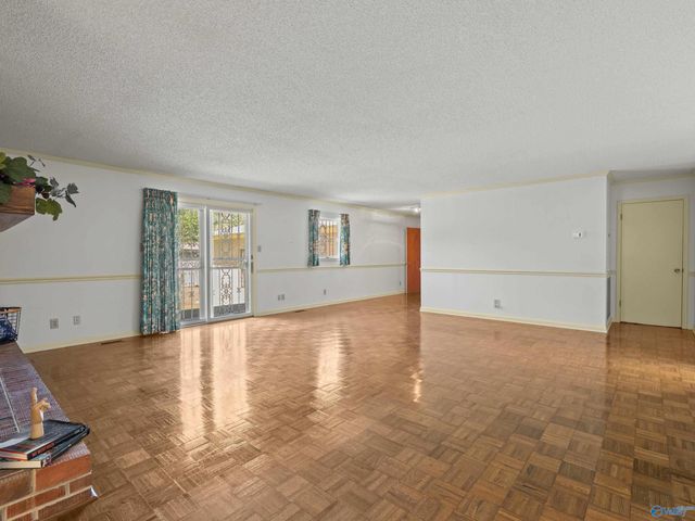 319 Westchester Avenue SW, Huntsville, AL 35801