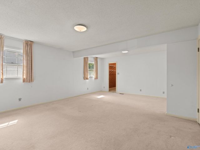 319 Westchester Avenue SW, Huntsville, AL 35801