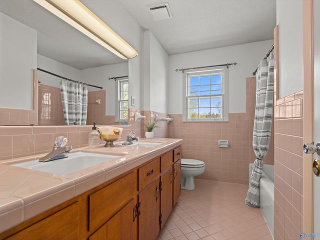 319 Westchester Avenue SW, Huntsville, AL 35801