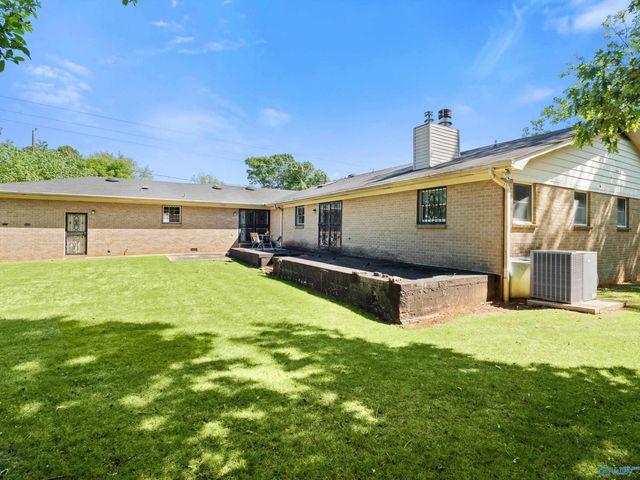 319 Westchester Avenue SW, Huntsville, AL 35801