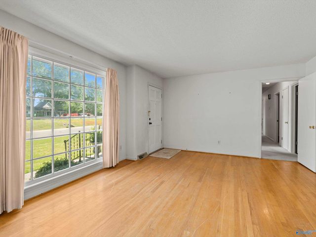 319 Westchester Avenue SW, Huntsville, AL 35801