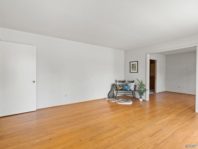 319 Westchester Avenue SW, Huntsville, AL 35801