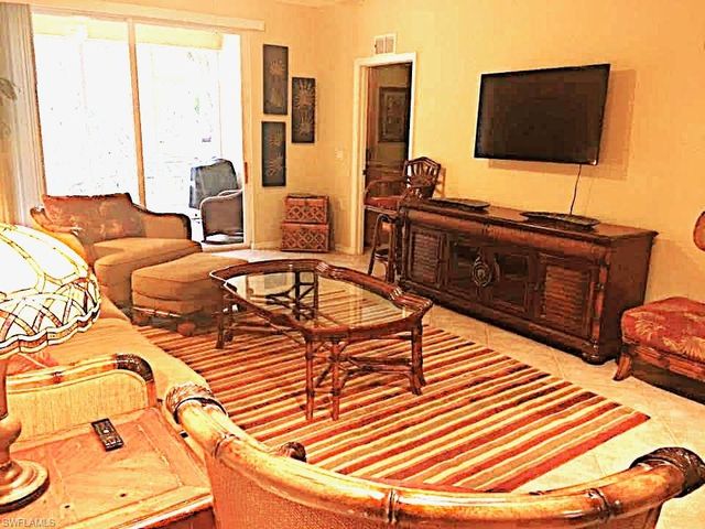 8261 Pathfinder LOOP 715, Fort Myers, FL 33919