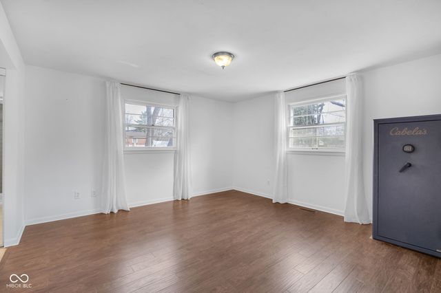 7730 Grandview Drive, Indianapolis, IN 46260