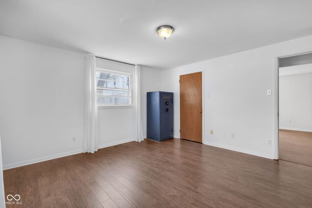 7730 Grandview Drive, Indianapolis, IN 46260