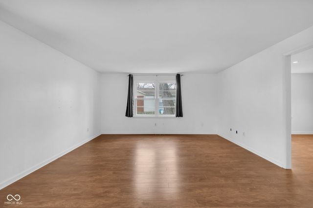 7730 Grandview Drive, Indianapolis, IN 46260