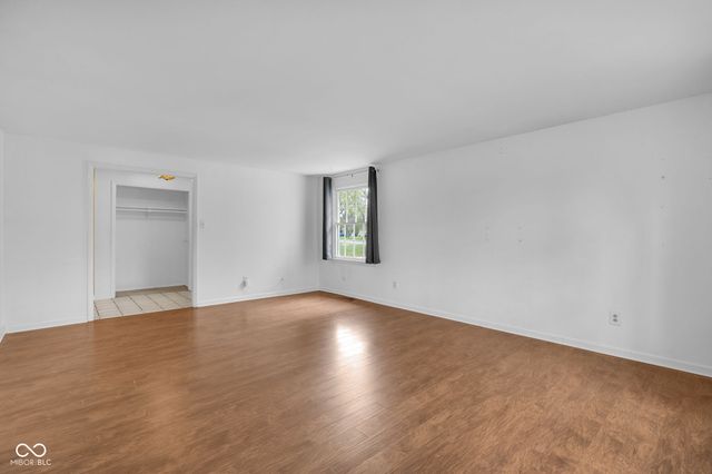 7730 Grandview Drive, Indianapolis, IN 46260