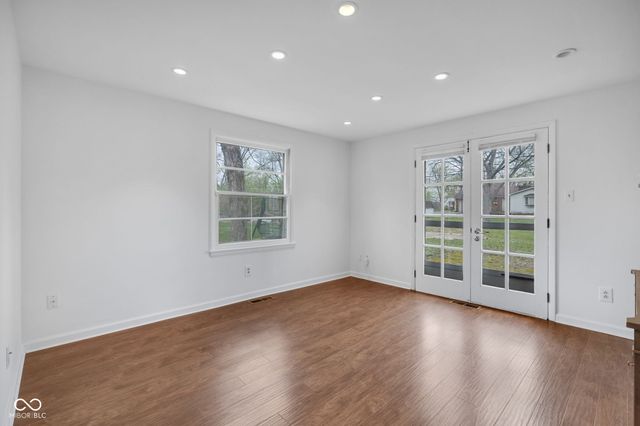 7730 Grandview Drive, Indianapolis, IN 46260