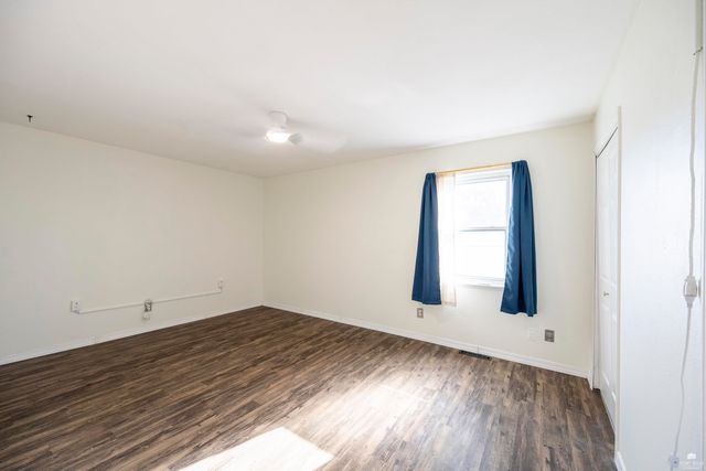 3305 Valleywood Drive, Manhattan, KS 66502