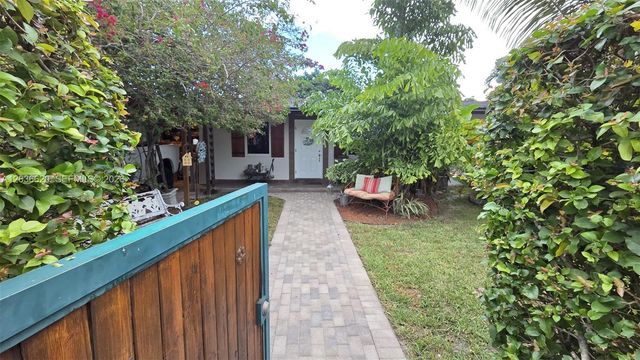 3511 SW 105th ct, Miami, FL 33165
