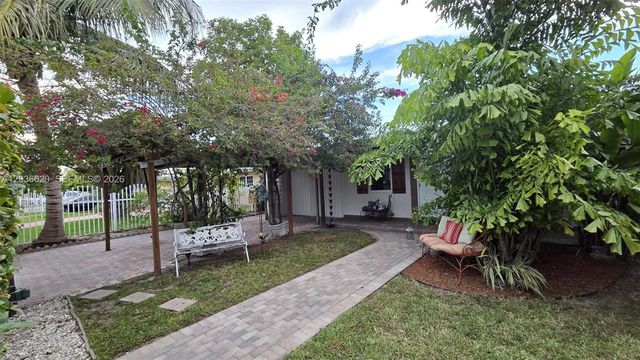 3511 SW 105th ct, Miami, FL 33165