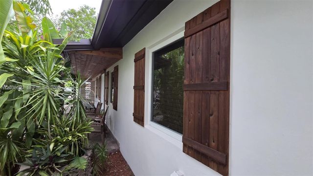 3511 SW 105th ct, Miami, FL 33165