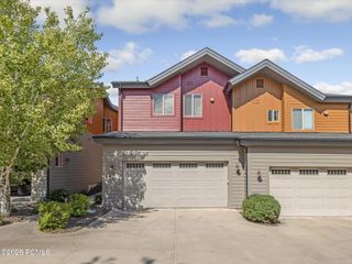 8143 Courtyard Loop Apt 8, Park City, UT 84098