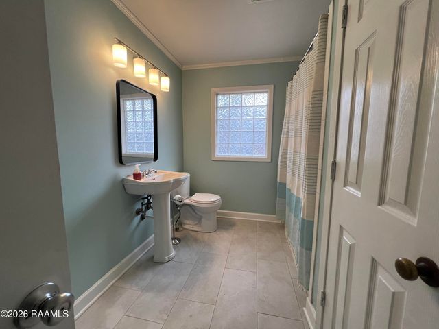 215 Stephens Street, Lafayette, LA 70506