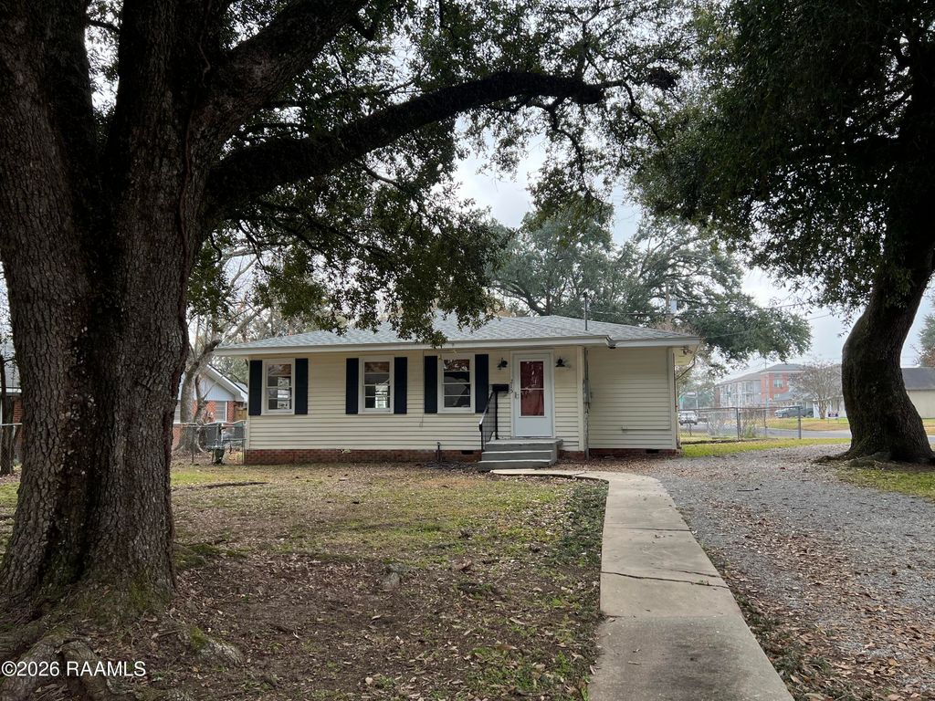 215 Stephens Street, Lafayette, LA 70506