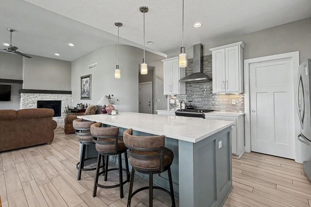 532 NE Westgate Drive, Waukee, IA 50263