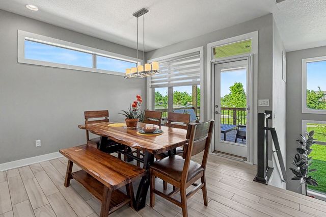 532 NE Westgate Drive, Waukee, IA 50263