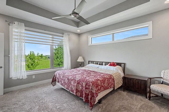 532 NE Westgate Drive, Waukee, IA 50263