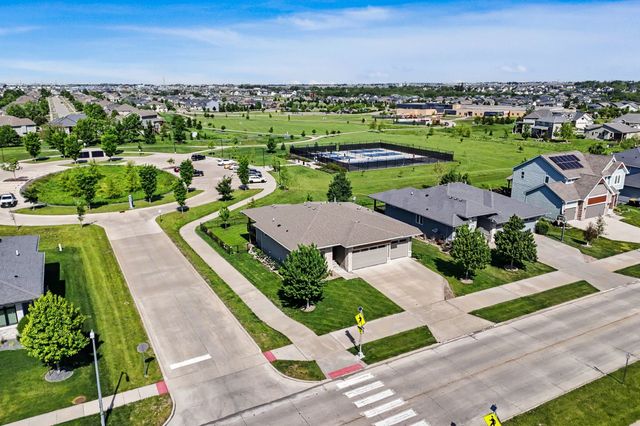 532 NE Westgate Drive, Waukee, IA 50263