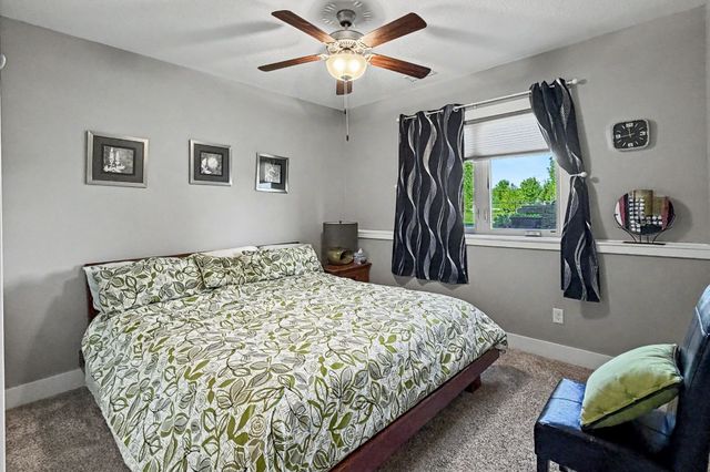 532 NE Westgate Drive, Waukee, IA 50263
