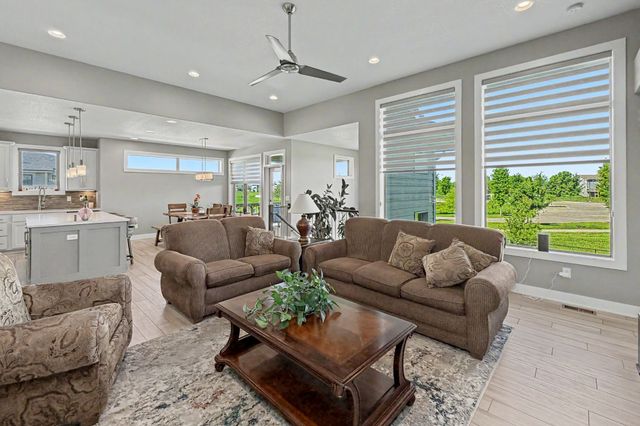 532 NE Westgate Drive, Waukee, IA 50263