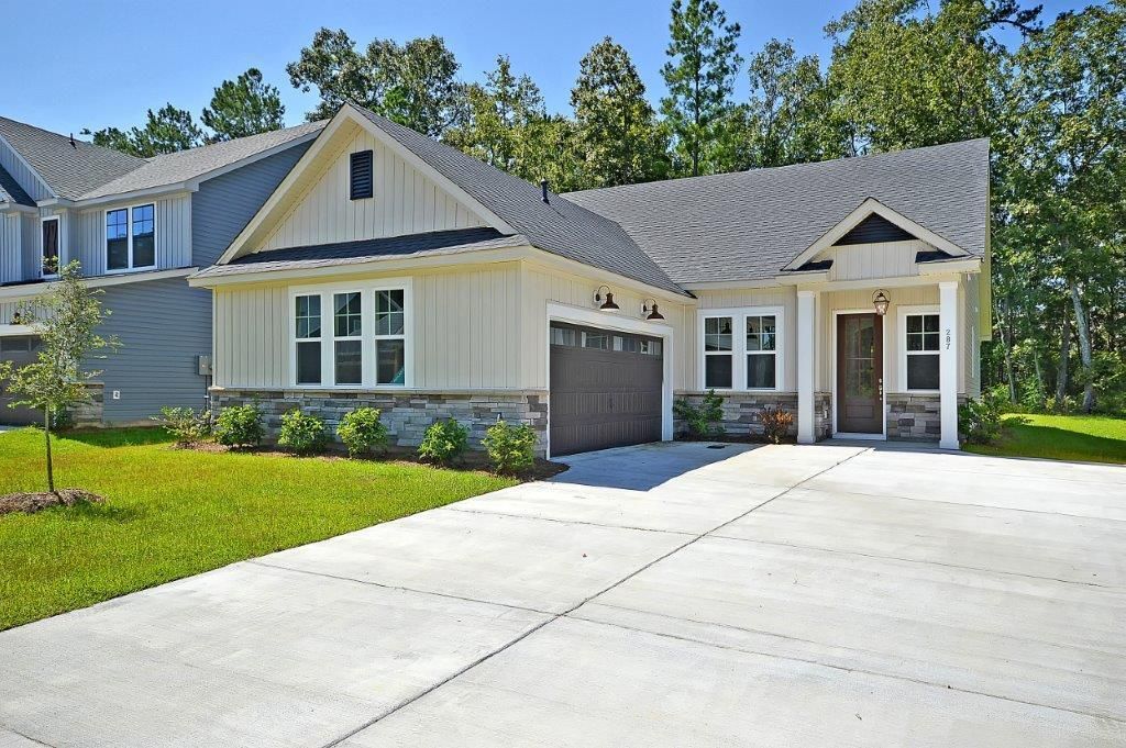222 Creek Pointe Drive, Moncks Corner, SC 29461