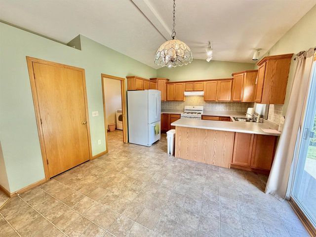 4630 Glacier View Drive, Milton, WI 53563