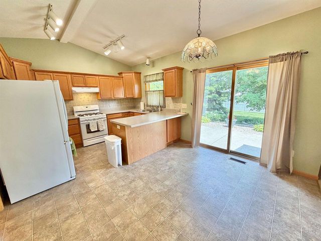 4630 Glacier View Drive, Milton, WI 53563