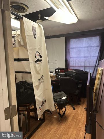 3737 BRANCH AVE, Temple Hills, MD 20748