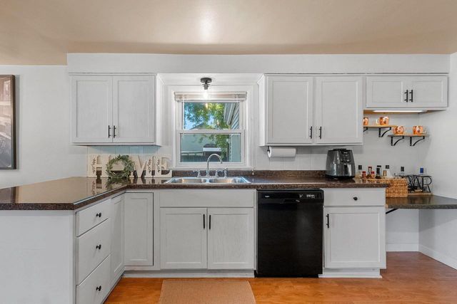 3320 IRIS COURT, Green Bay, WI 54311