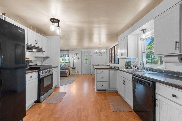 3320 IRIS COURT, Green Bay, WI 54311