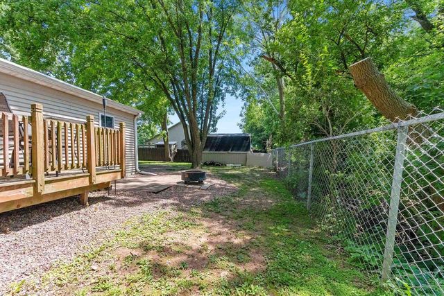 3320 IRIS COURT, Green Bay, WI 54311