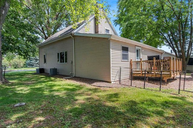 3320 IRIS COURT, Green Bay, WI 54311