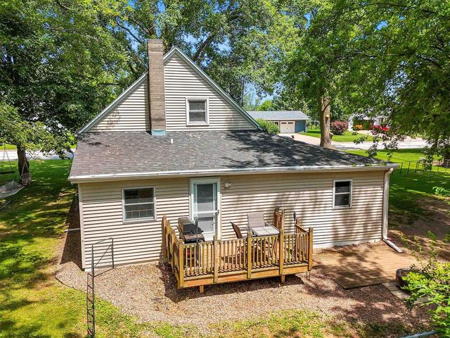 3320 IRIS COURT, Green Bay, WI 54311