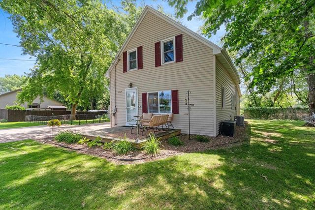 3320 IRIS COURT, Green Bay, WI 54311