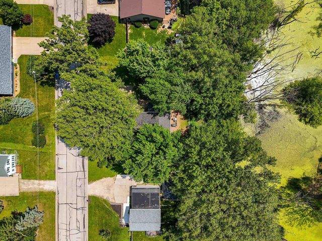 3320 IRIS COURT, Green Bay, WI 54311