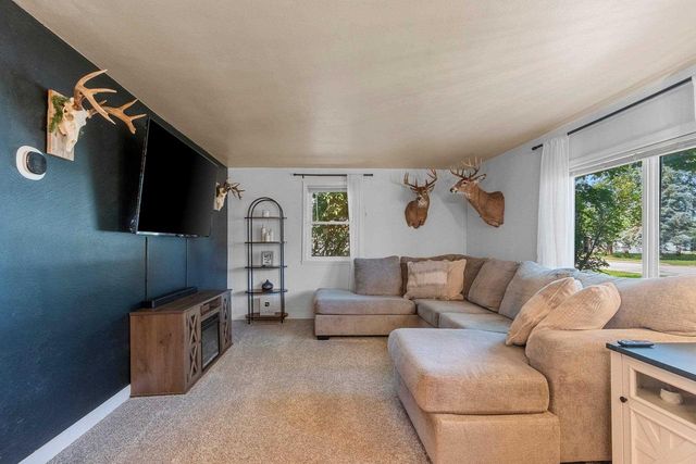 3320 IRIS COURT, Green Bay, WI 54311