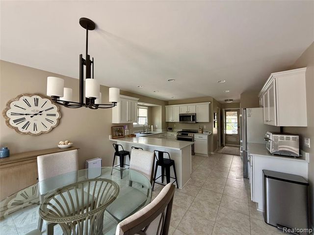 34921 Eberlein Drive, Fraser, MI 48026