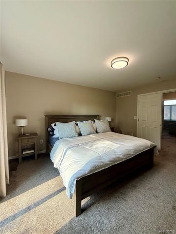 34921 Eberlein Drive, Fraser, MI 48026