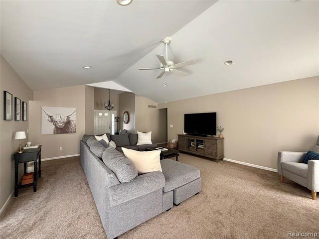 34921 Eberlein Drive, Fraser, MI 48026