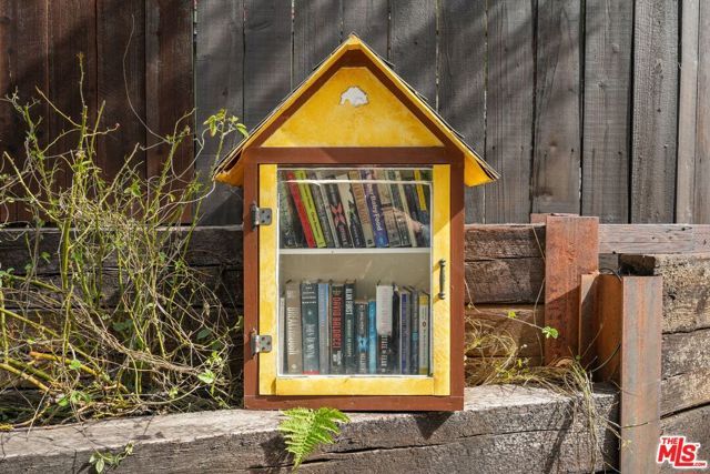 21549 Summit Trail, Topanga (los Angeles), CA 90290