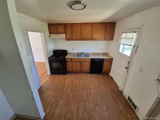 1266 Del Mar Pkwy, Aurora, CO 80010