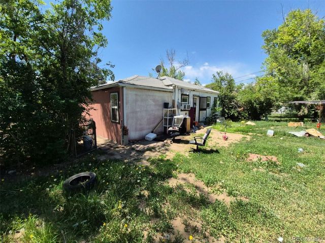 1266 Del Mar Pkwy, Aurora, CO 80010